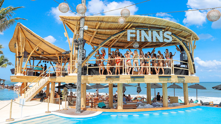 finns beach club bali