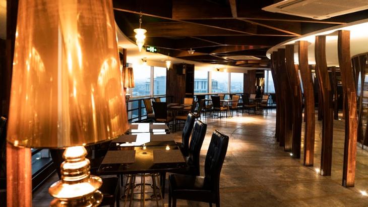 inifinite lounge bandung, crowne plaza bandung