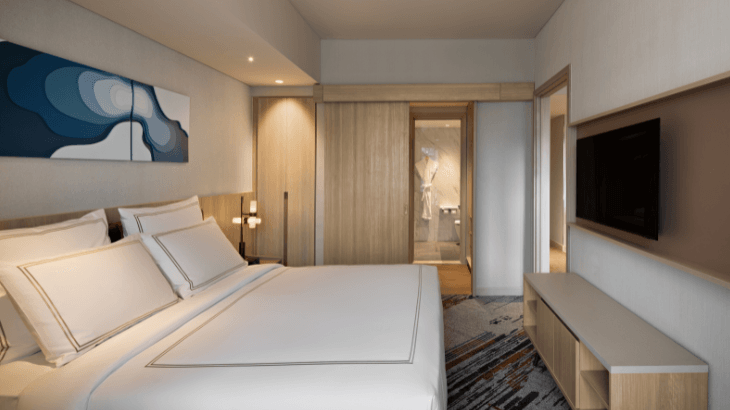 Suasana bedroom di Swissôtel Living Jakarta.