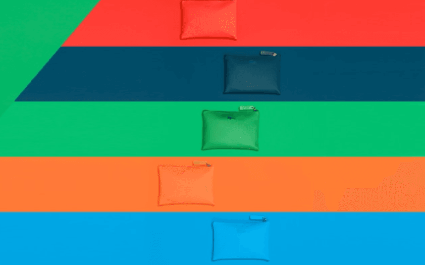 Ilustrasi amenity kit Lacoste dari Turkish Airlines.