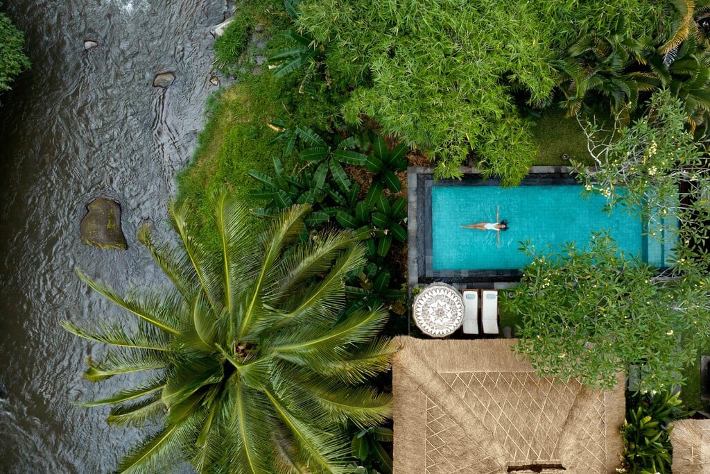 Pemandangan udara dari Hotel Mandapa, Ritz-Carlton Group. Salah satu hotel Indonesia peraih Michelin Keys 2026.