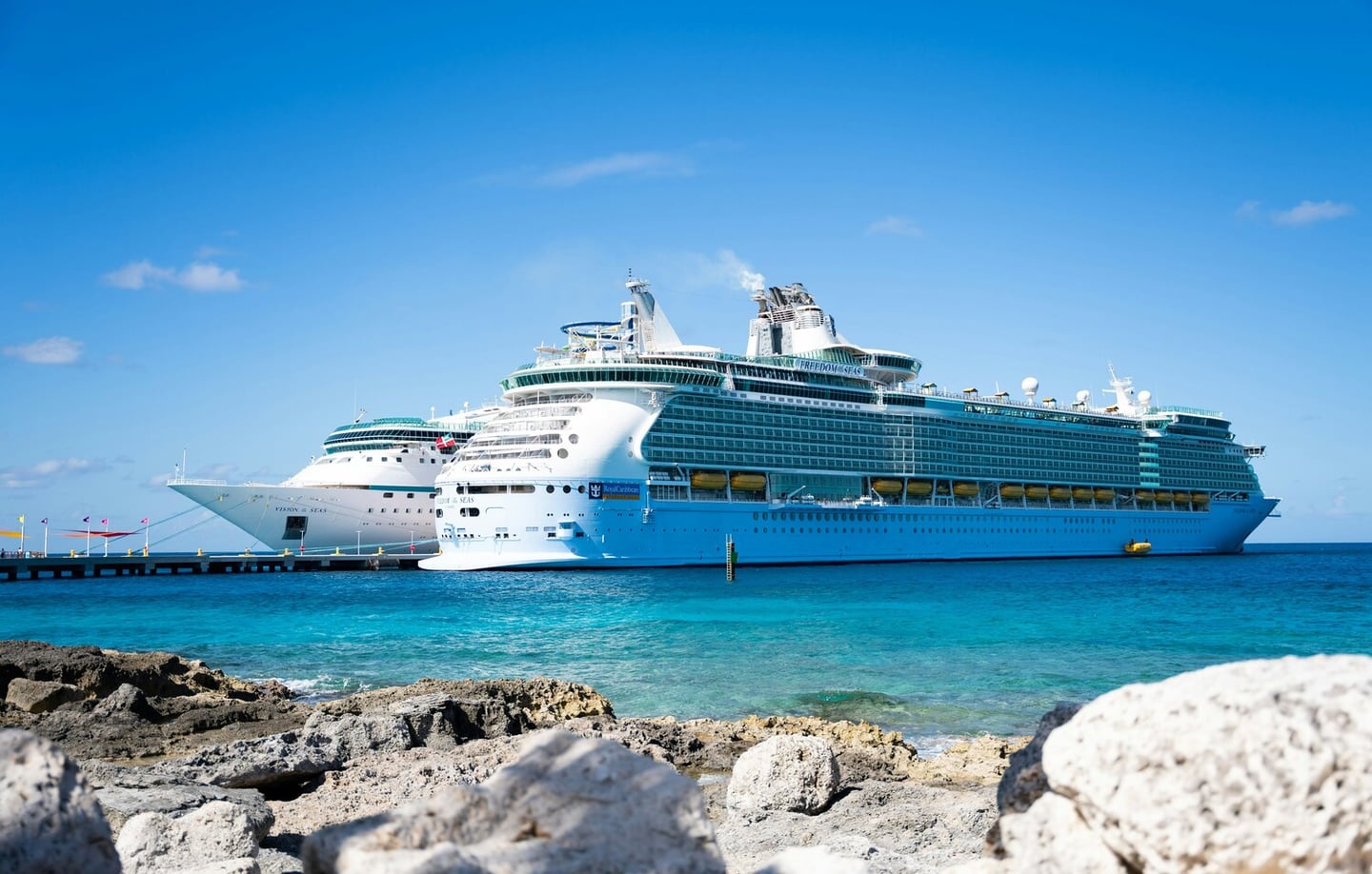 Panduan wisata pesiar keluarga untuk menikmati Cruise.