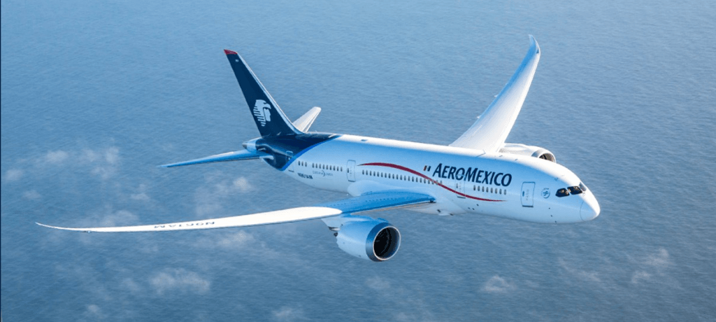 Aeromexico jadi maskapai paling on time di dunia.