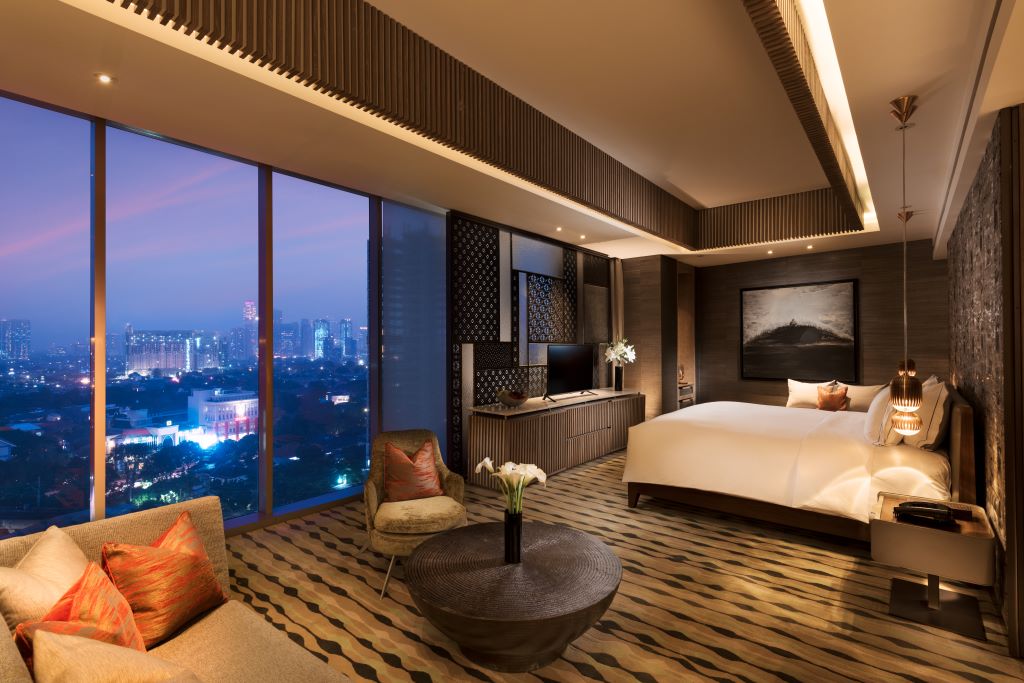 8. Penthouse Suite - Bedroom